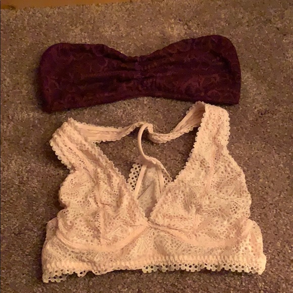 Two Victoria secret bras - Picture 1 of 2